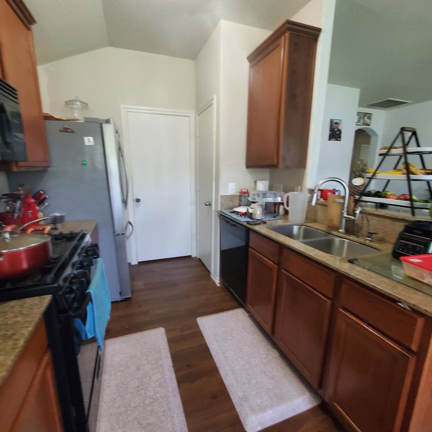 Photo 3 of 815 N Katydid Ct, Conroe, TX