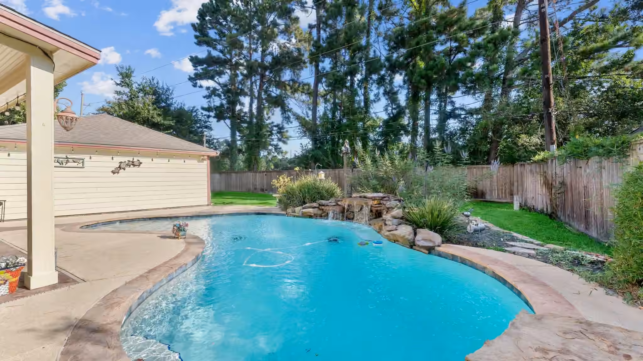 Photo 3 of 12910 Chriswood Drive, Cypress, TX