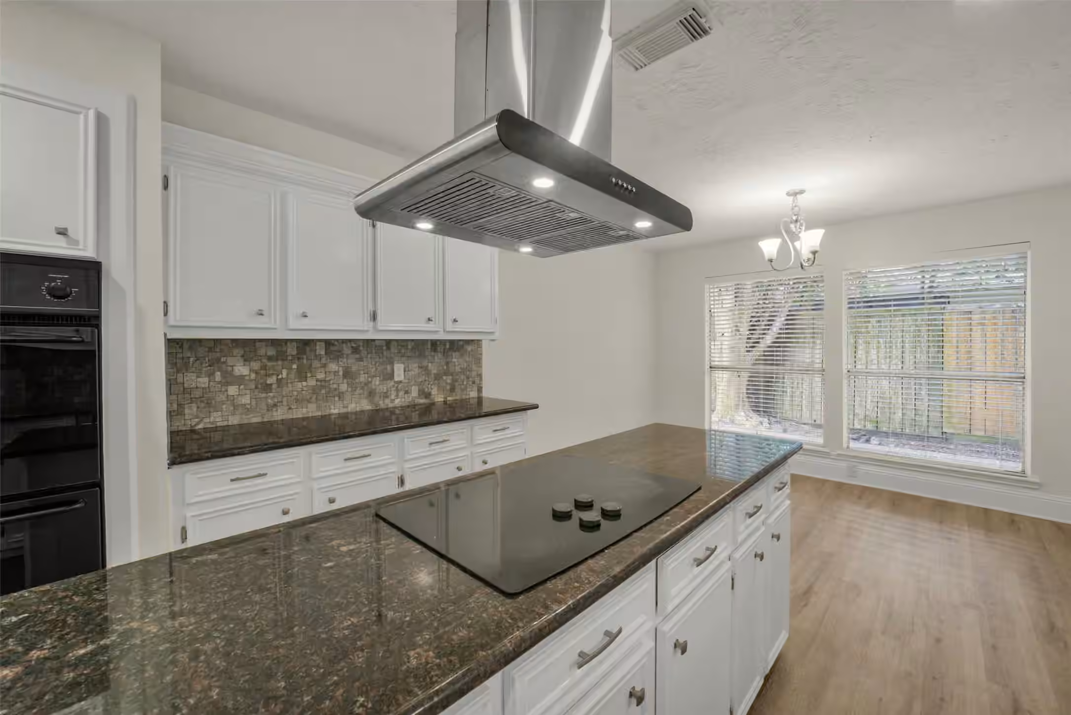 Photo 7 of 6206 Jamestown Colony Drive, Houston, TX