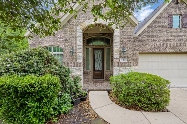 Photo 2 of 126 Kohen Court, Montgomery, TX
