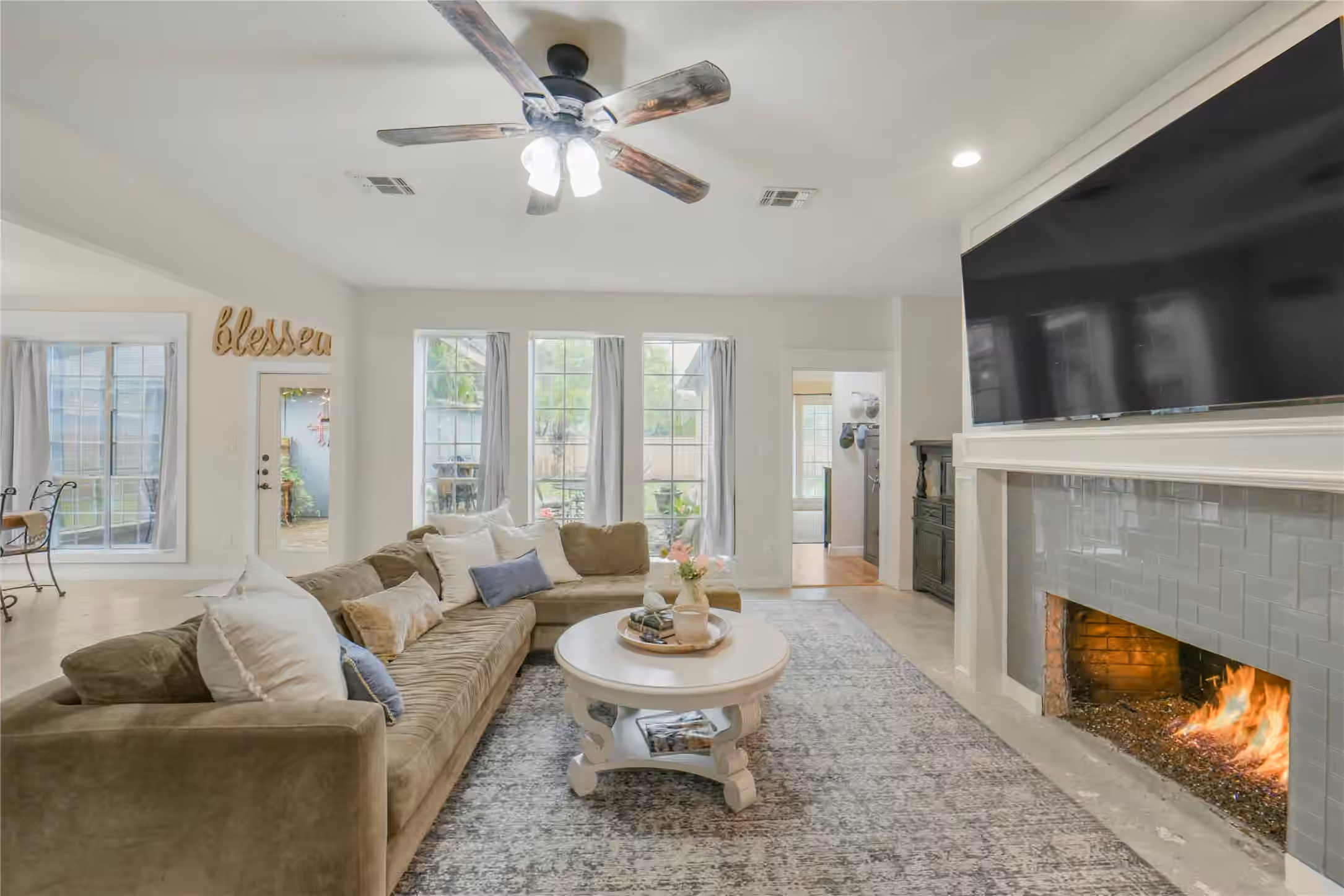 Photo 3 of 15610 Township Glen Lane, Cypress, TX