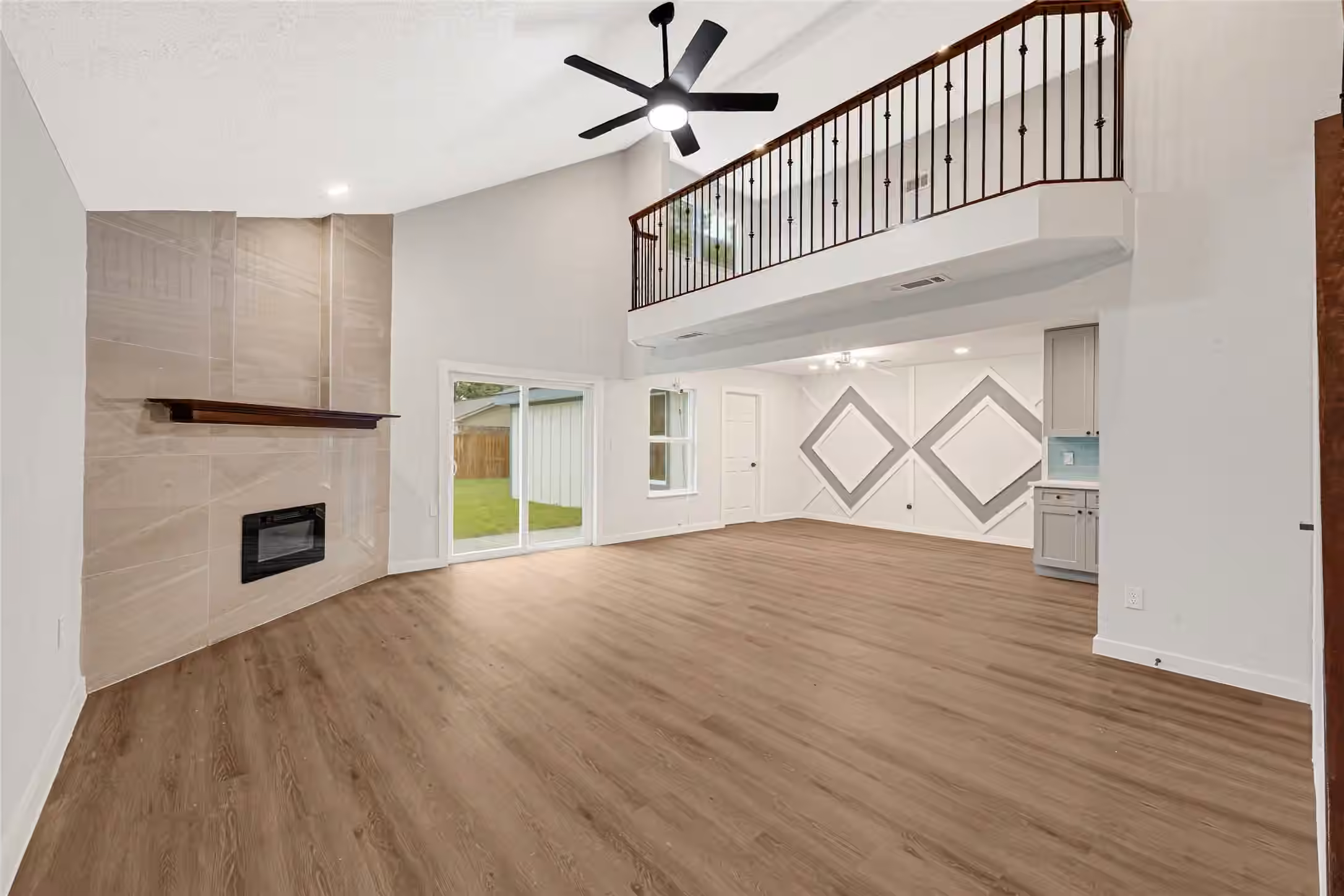Photo 3 of 3415 Lapstone Drive, Houston, TX
