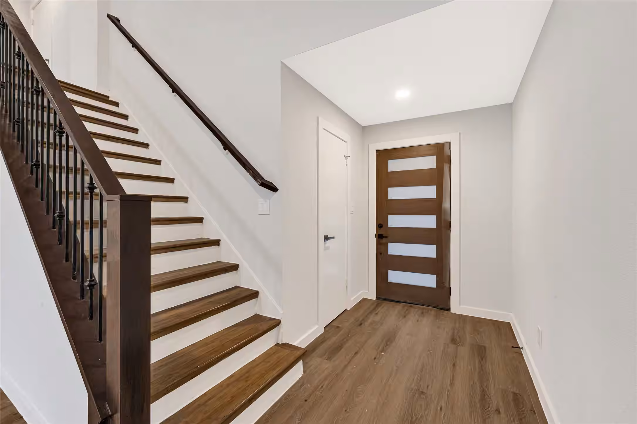 Photo 4 of 3415 Lapstone Drive, Houston, TX