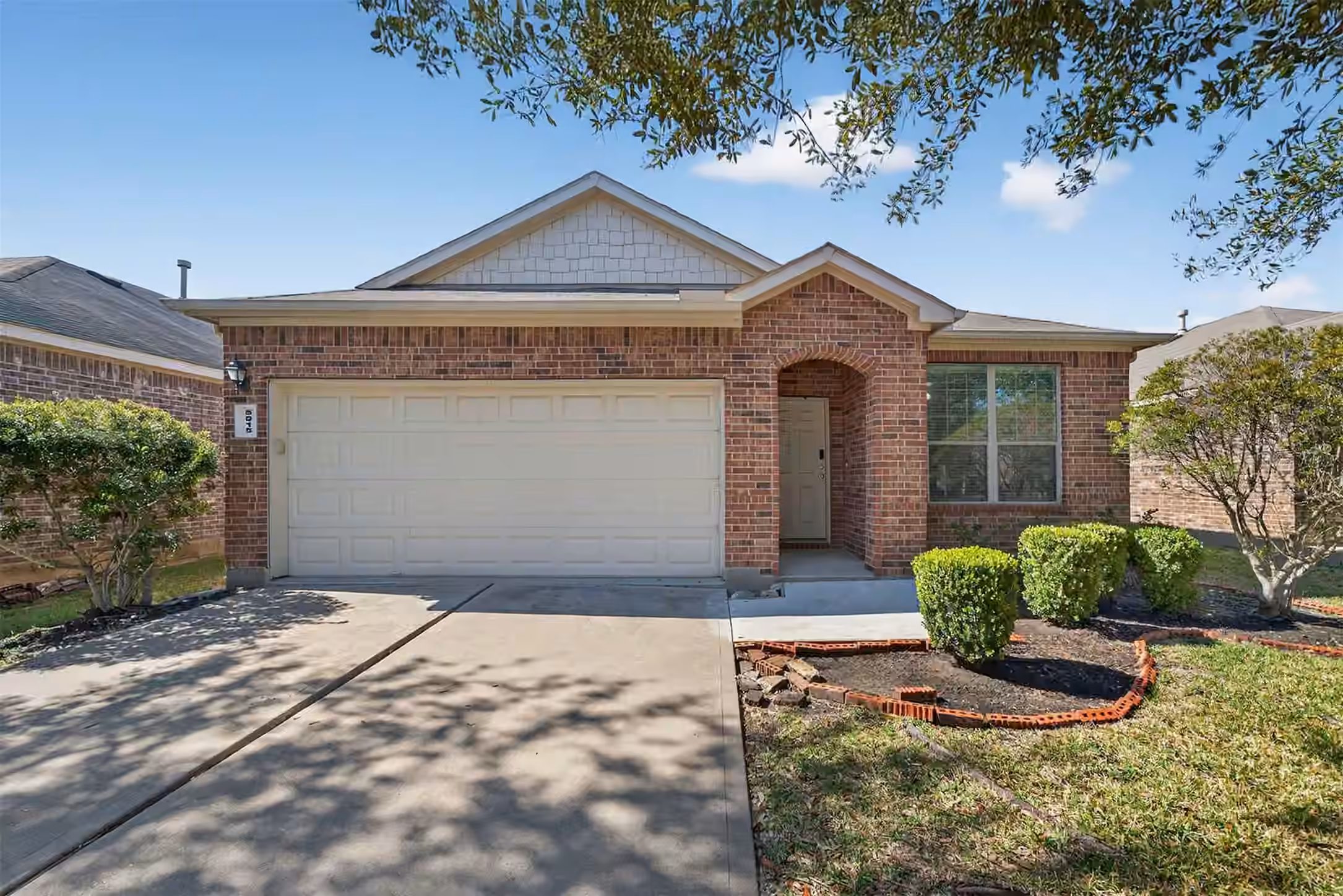 Photo 2 of 5815 Acacia Rose Court, Richmond, TX