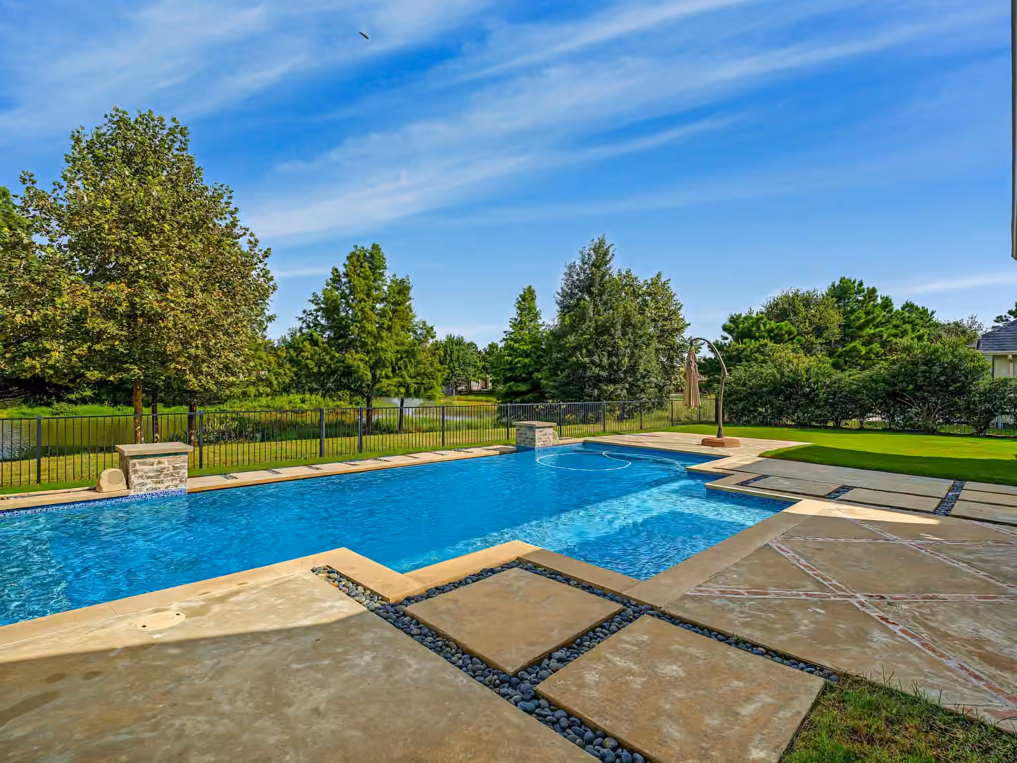 Photo 2 of 5407 Fleming Rock Lane, Fulshear, TX