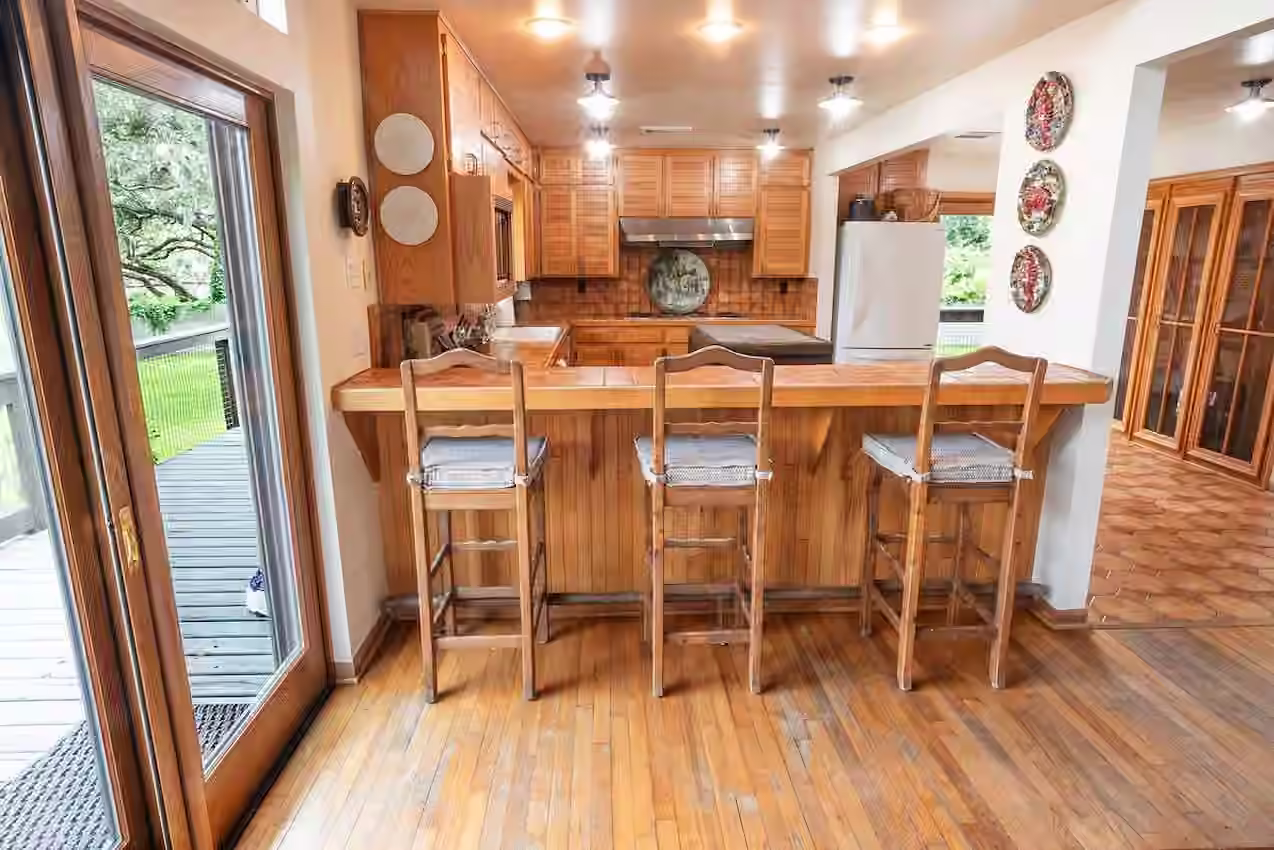 Photo 7 of 1056 County Road 297 Circle, Sargent, TX
