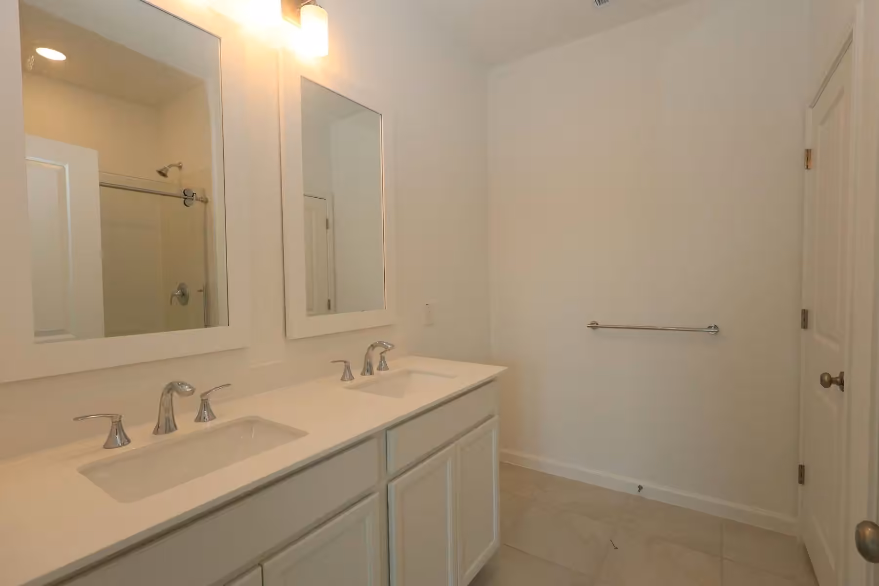 Photo 6 of 431 East Rose Marie Lane, Montgomery, TX