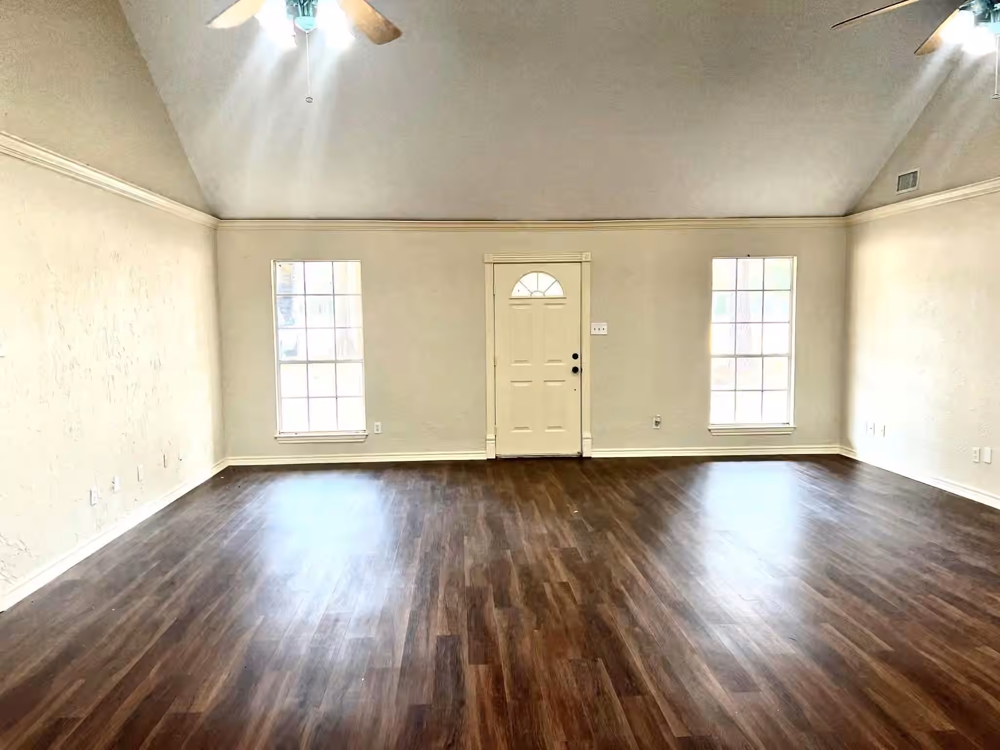 Photo 3 of 14385 Old Humble Pipeline Road, Conroe, TX