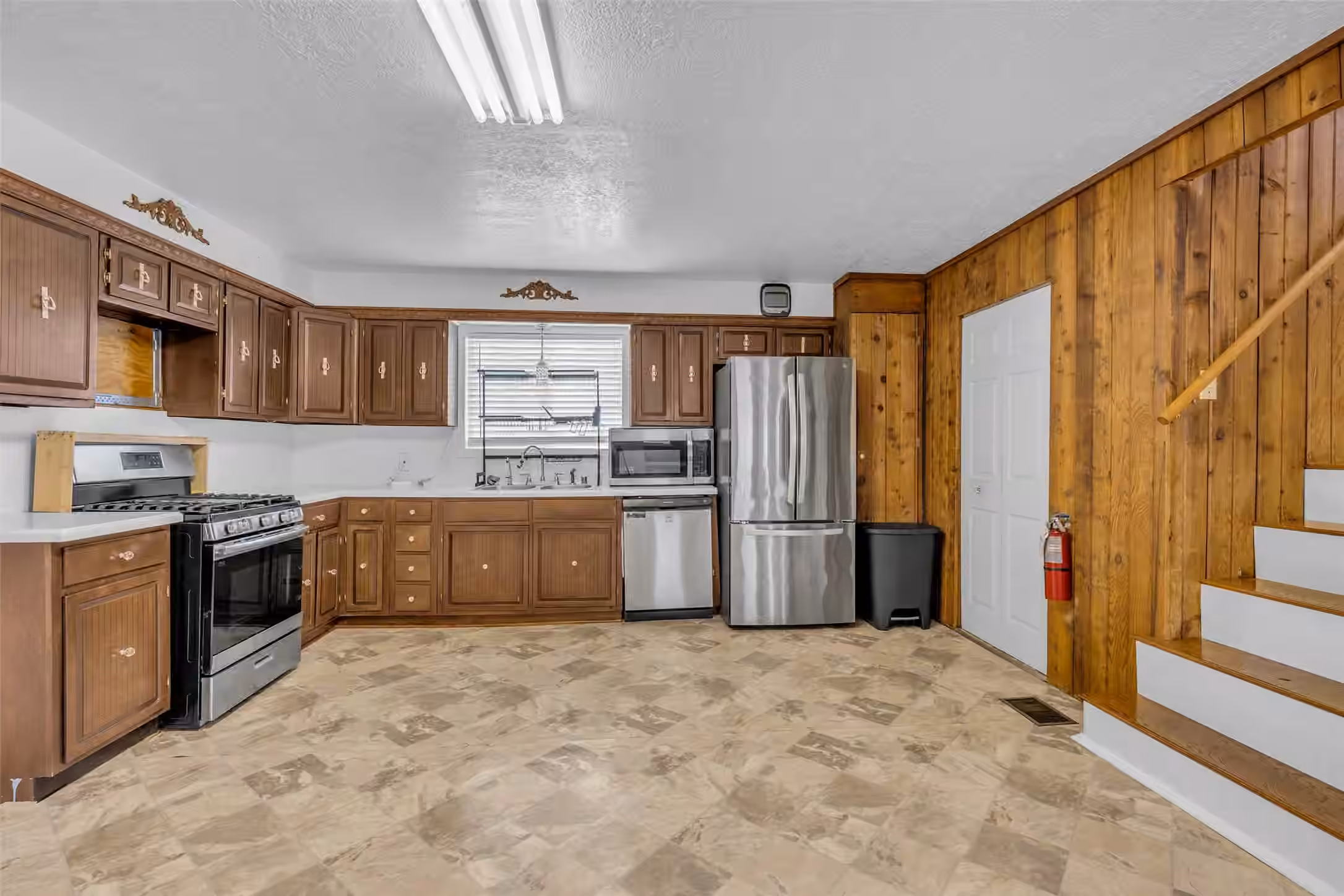 Photo 5 of 15301 Arrowhead Loop W, Willis, TX