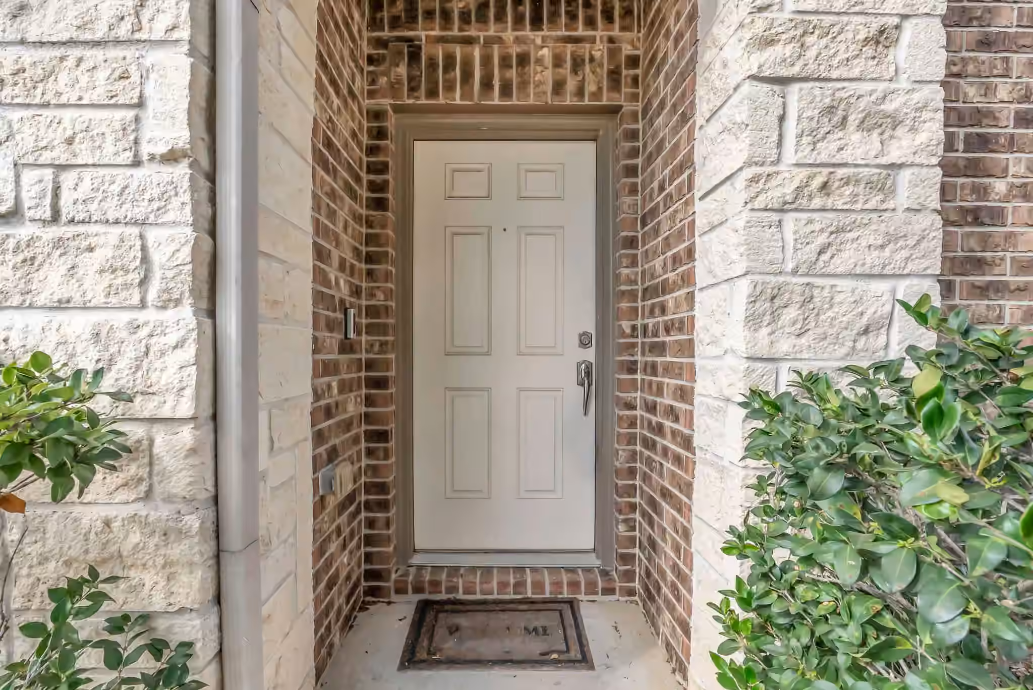 Photo 4 of 30125 Prairie Creek Court, Brookshire, TX