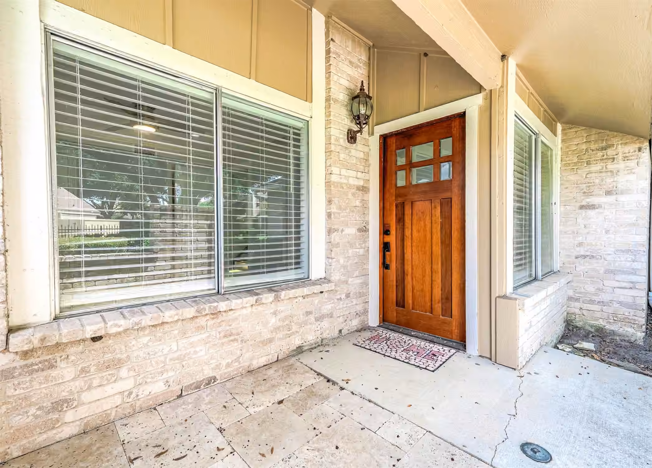 Photo 4 of 11643 Village Place Drive 194, Houston, TX
