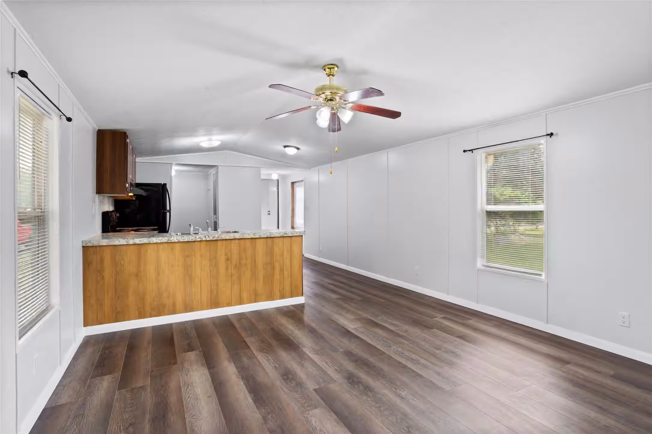 Photo 4 of 6304 Sexto Street, Brazoria, TX