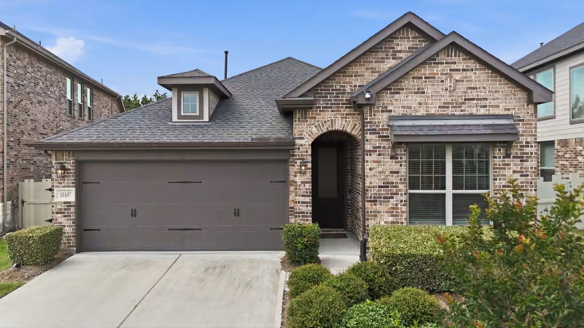 Photo of 10147 Bayou Oaks Drive, Conroe, TX 77385