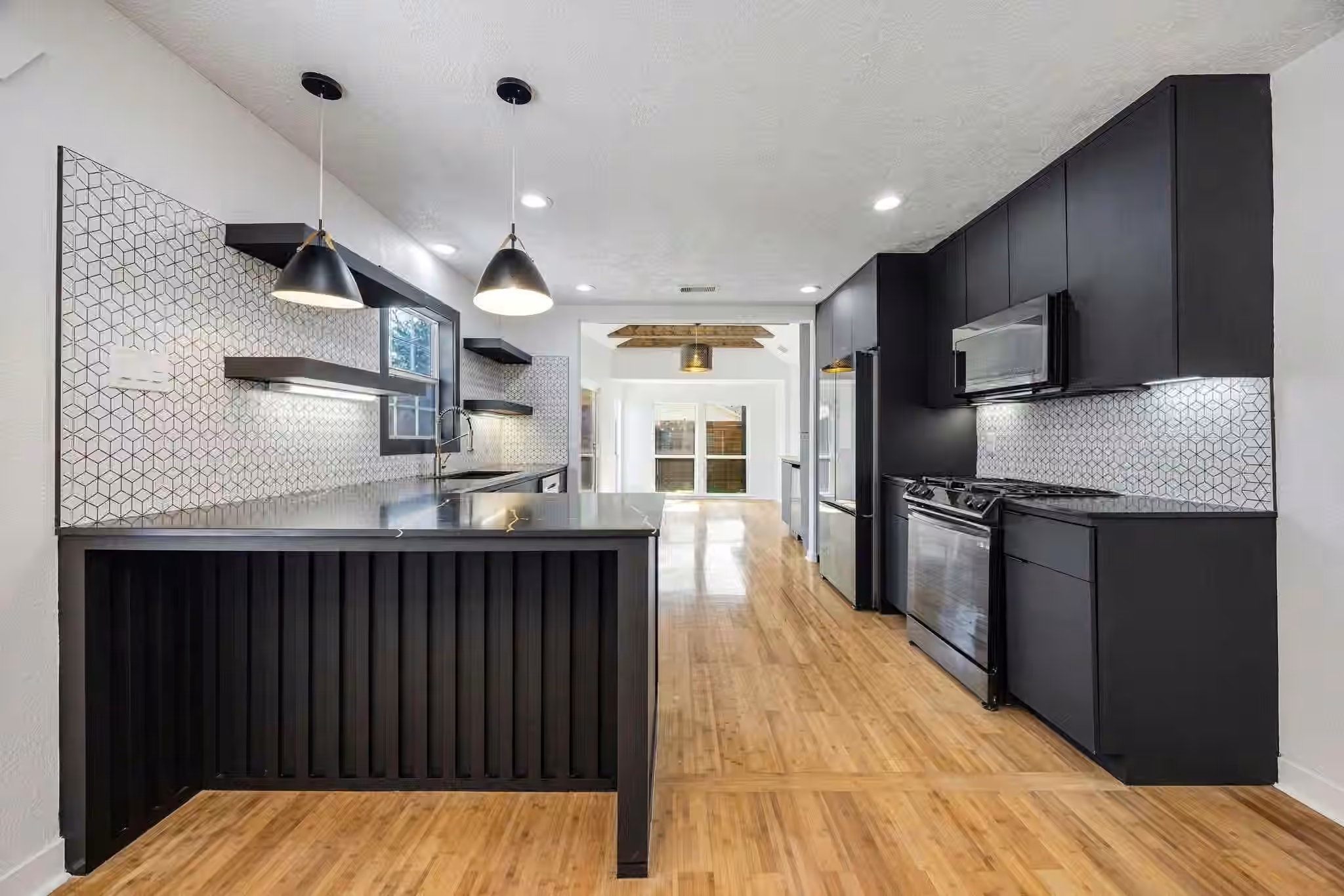 Photo of 1310 Walton Street, Houston, TX 77009