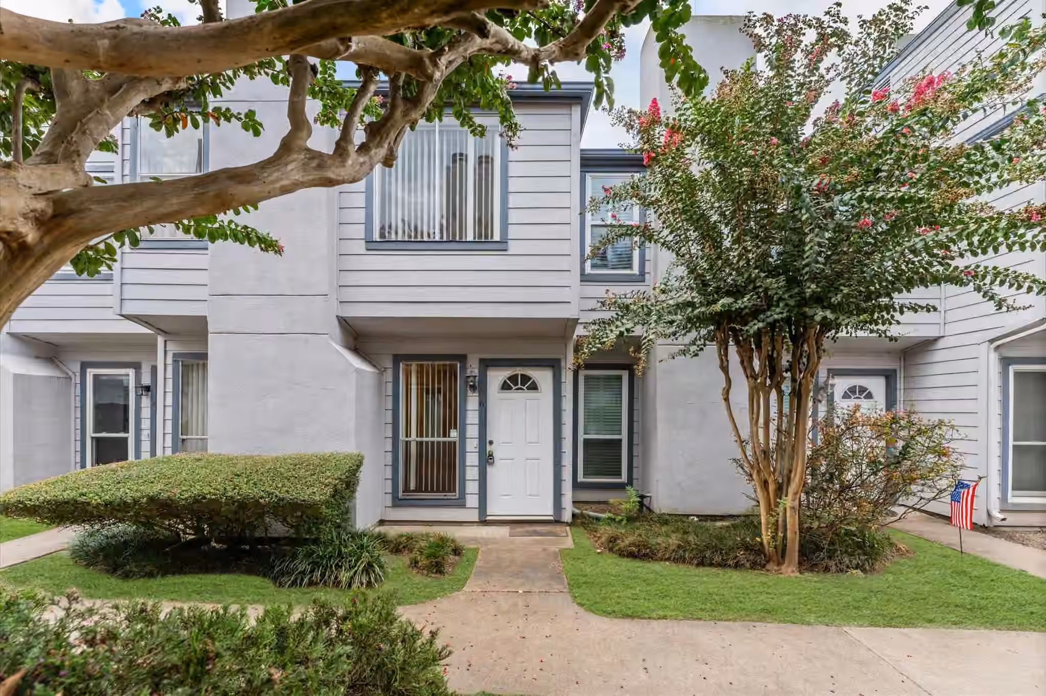 Photo of 5917 Fairdale Lane 6, Houston, TX