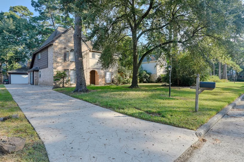 Photo of 6510 River Mill Drive, Spring, TX