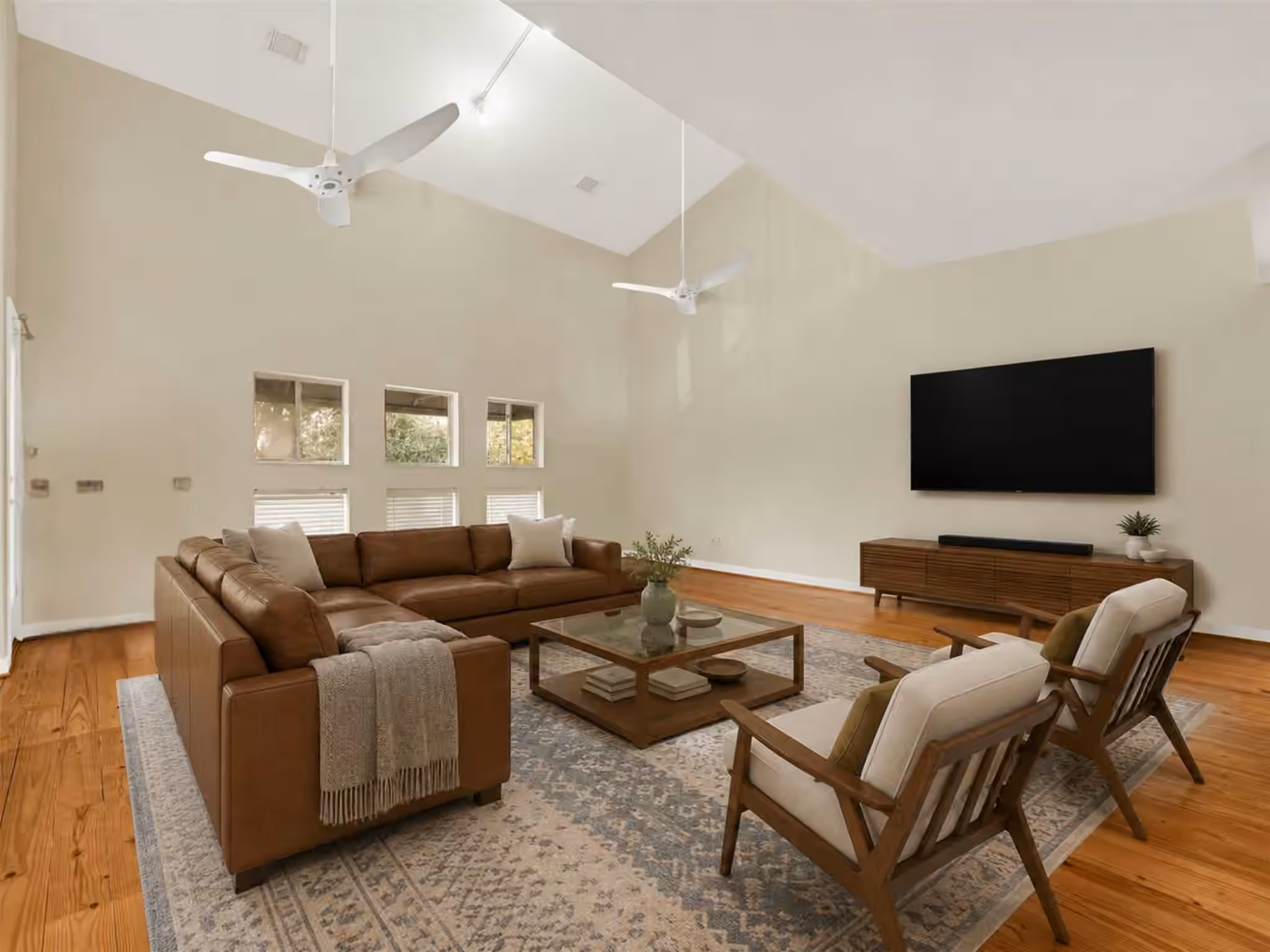 Photo of 227 W Gray, Houston, TX