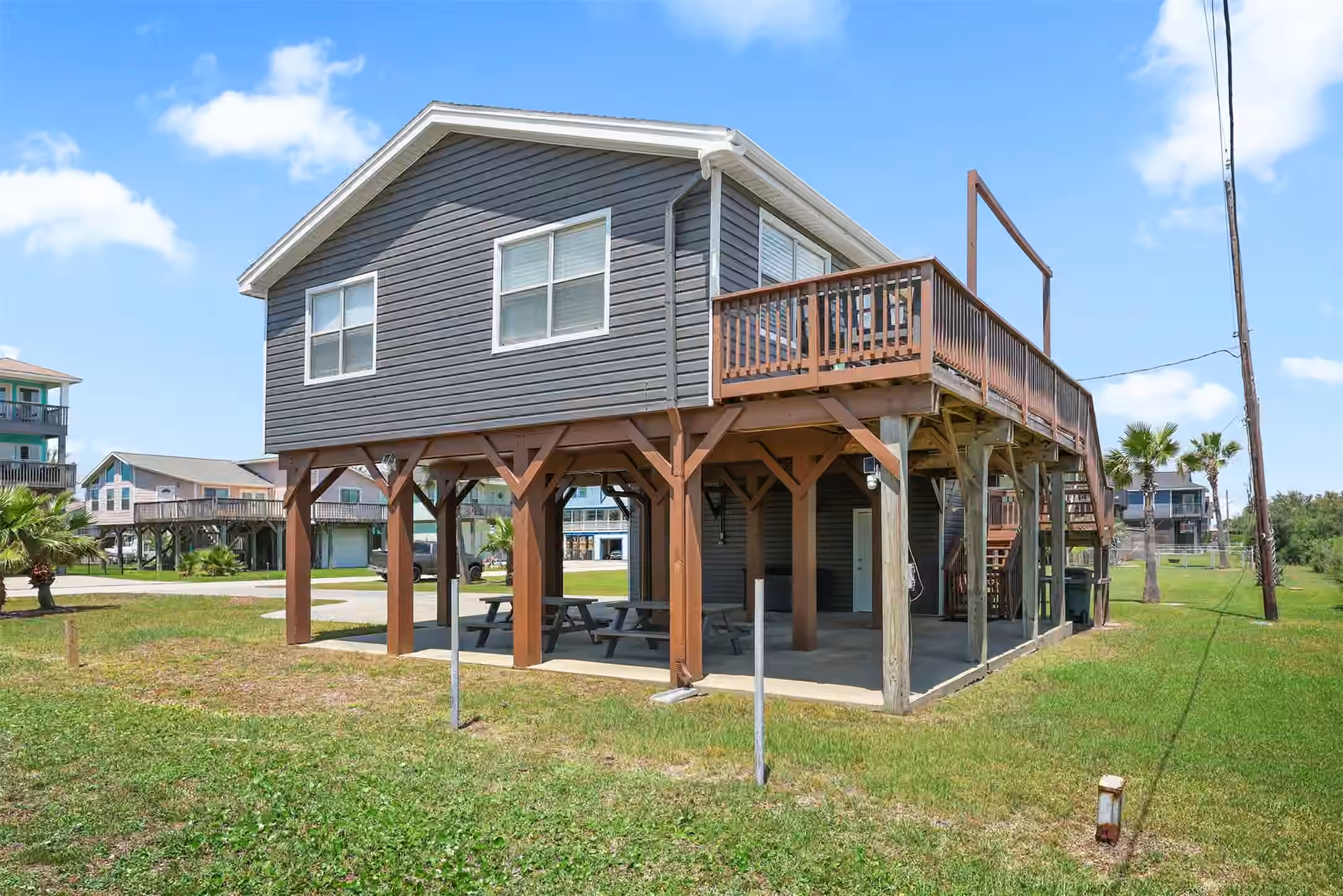 Photo 6 of 4039 San Jacinto Drive, Galveston, TX