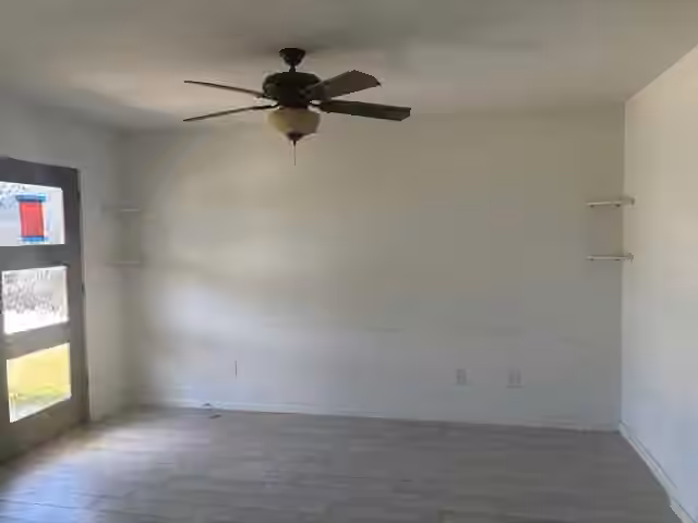 Photo 5 of 16594 Colleen Place, Conroe, TX