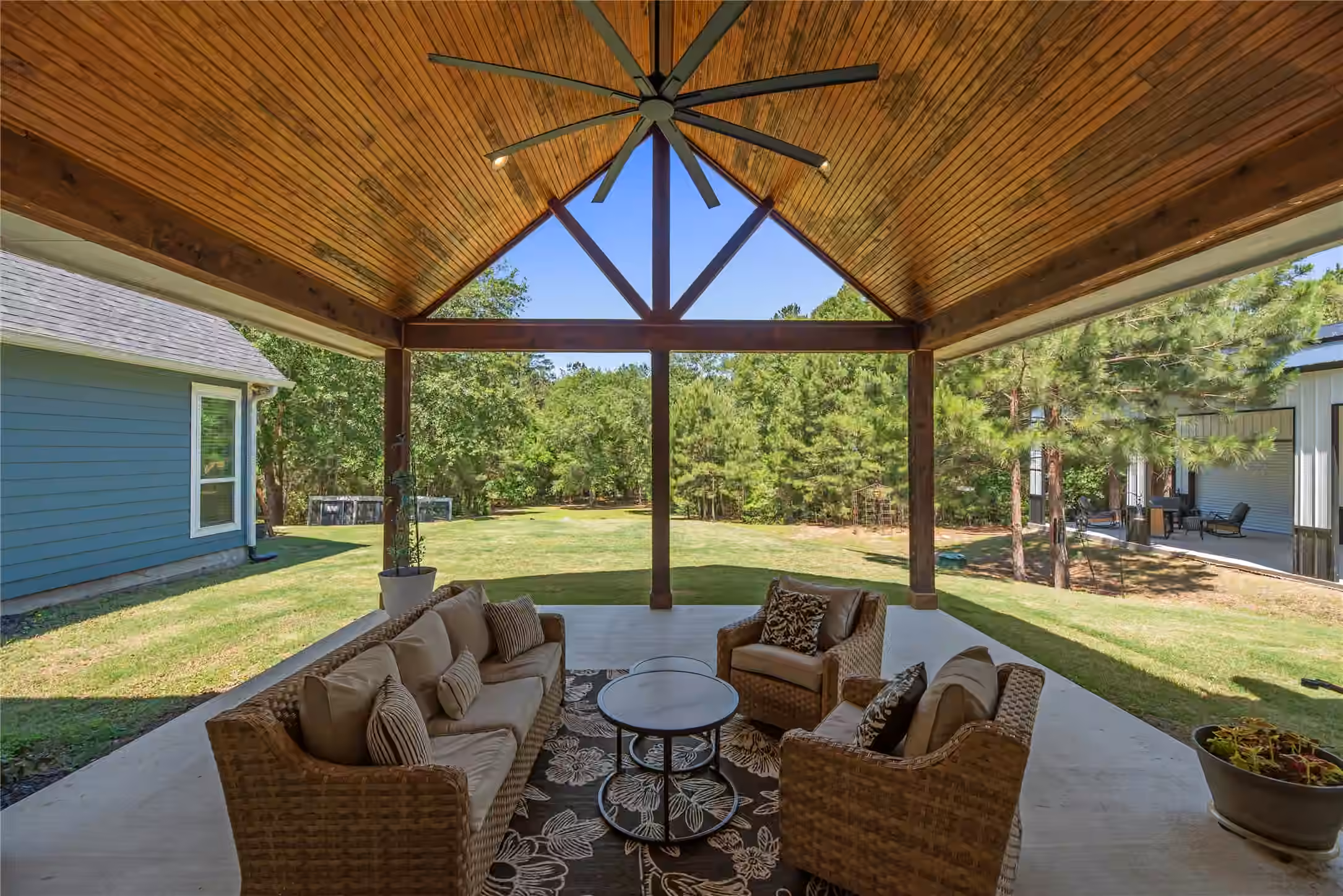 Photo 4 of 29777 Equestrian Drive, Waller, TX