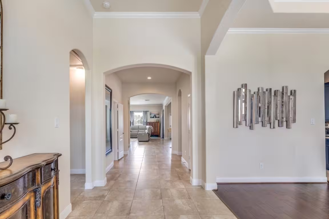 Photo 6 of 11219 Kings Point Boulevard Boulevard, Mont Belvieu, TX