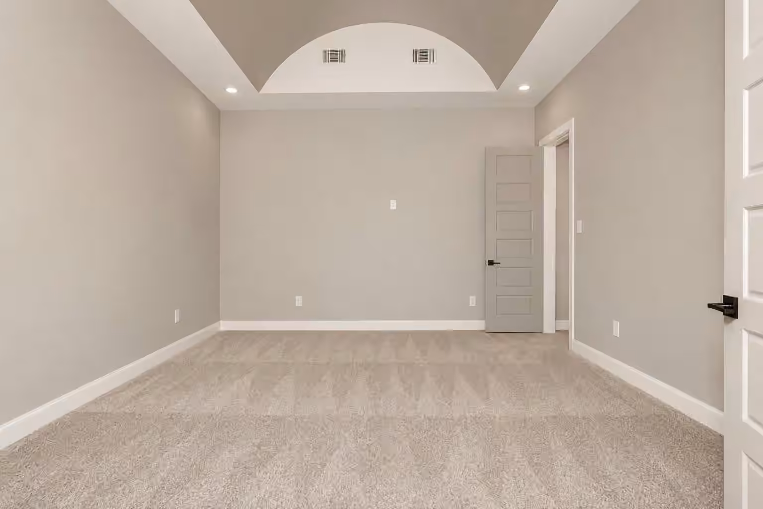 Photo 7 of 17114 Leon Court, Splendora, TX