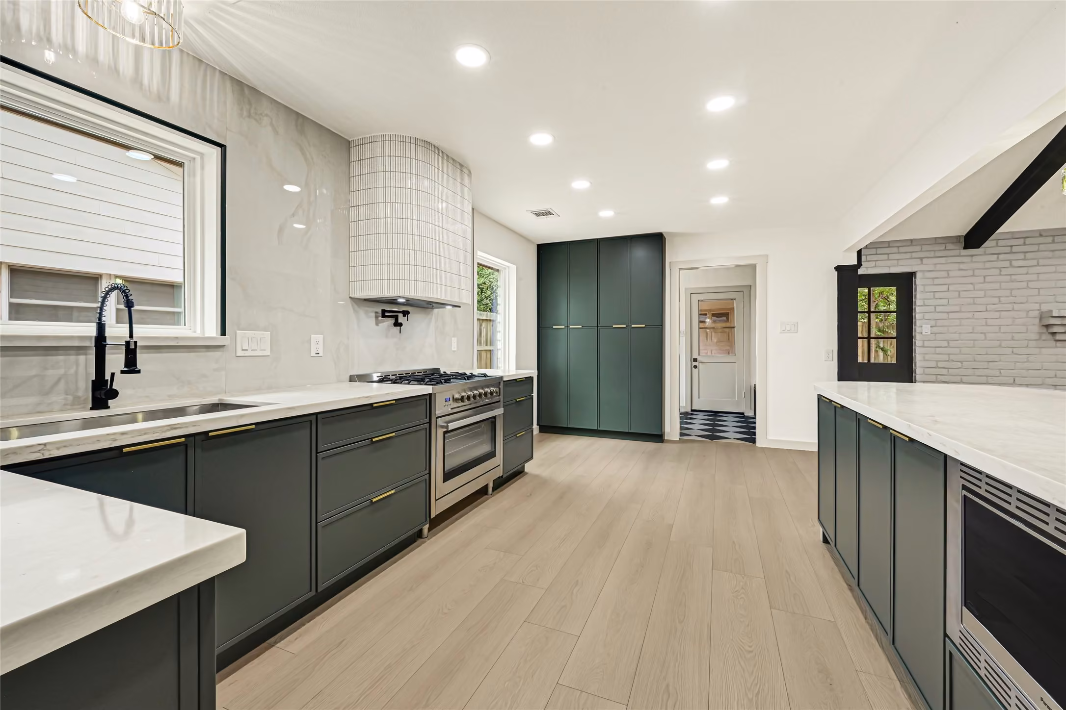 Photo 6 of 11306 Valley Spring Drive, Houston, TX