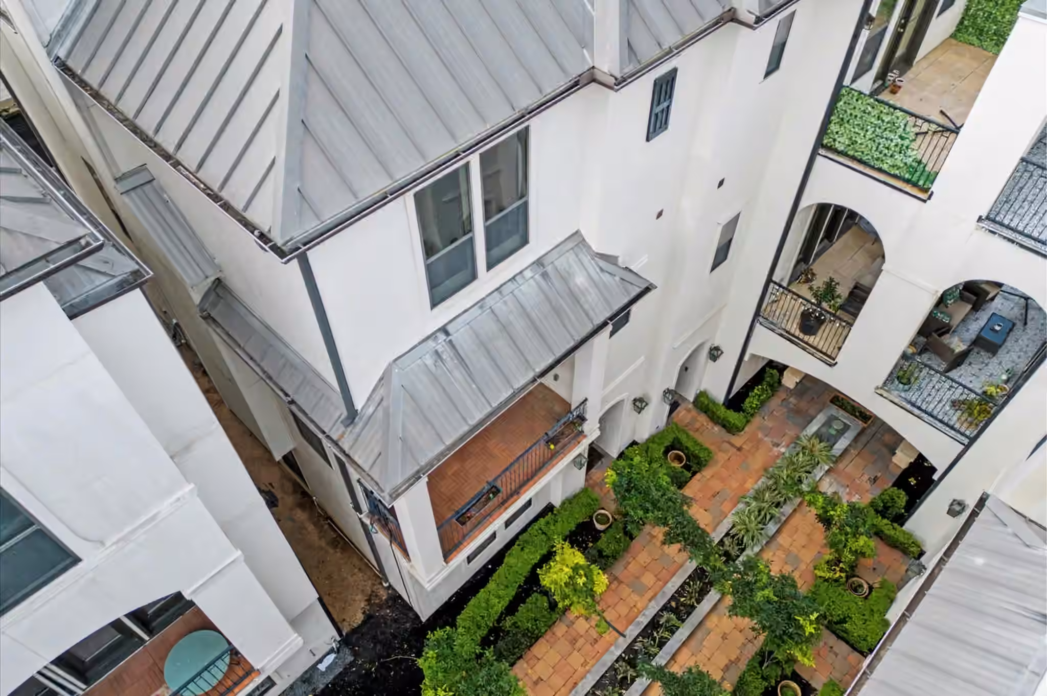 Photo 2 of 634 Nagle Street, Houston, TX
