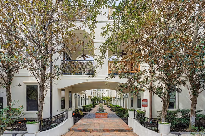 Photo 3 of 634 Nagle Street, Houston, TX