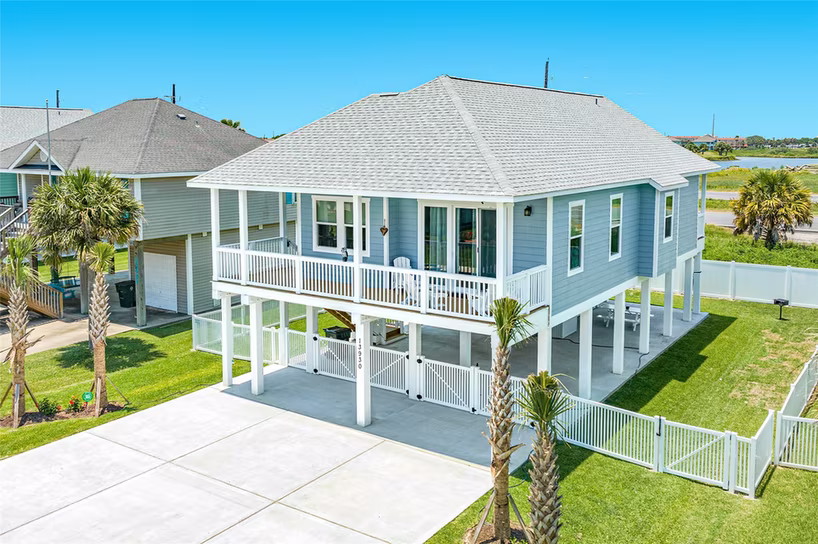 Photo of 13930 Pirates Beach Boulevard, Galveston, TX 77554