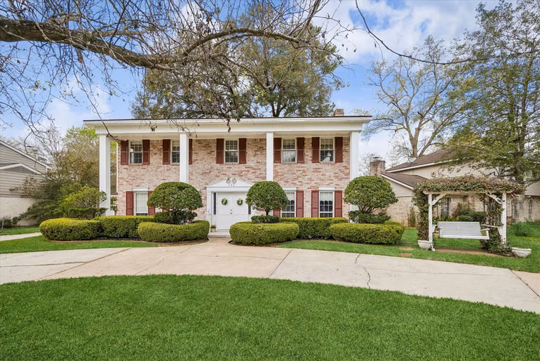 Photo of 322 Enchanted River Drive, Spring, TX 77388