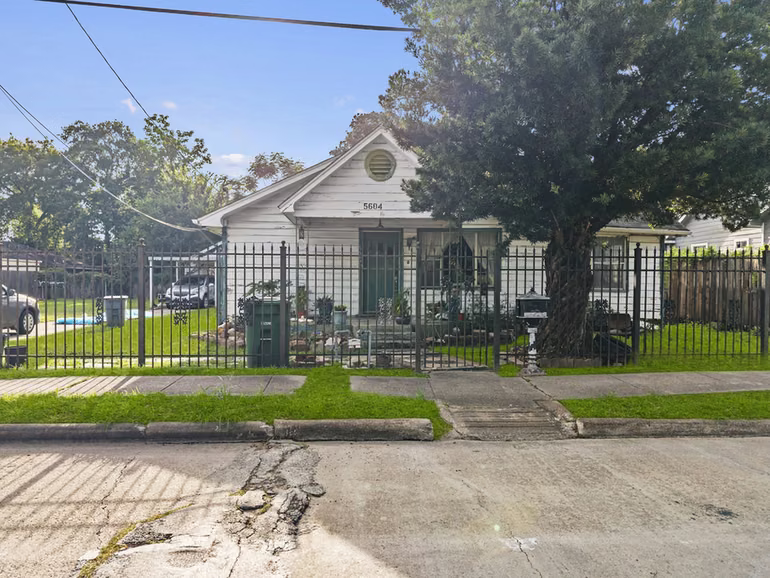 Photo of 5604 Elysian Street, Houston, TX