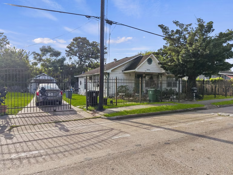Photo 4 of 5604 Elysian Street, Houston, TX