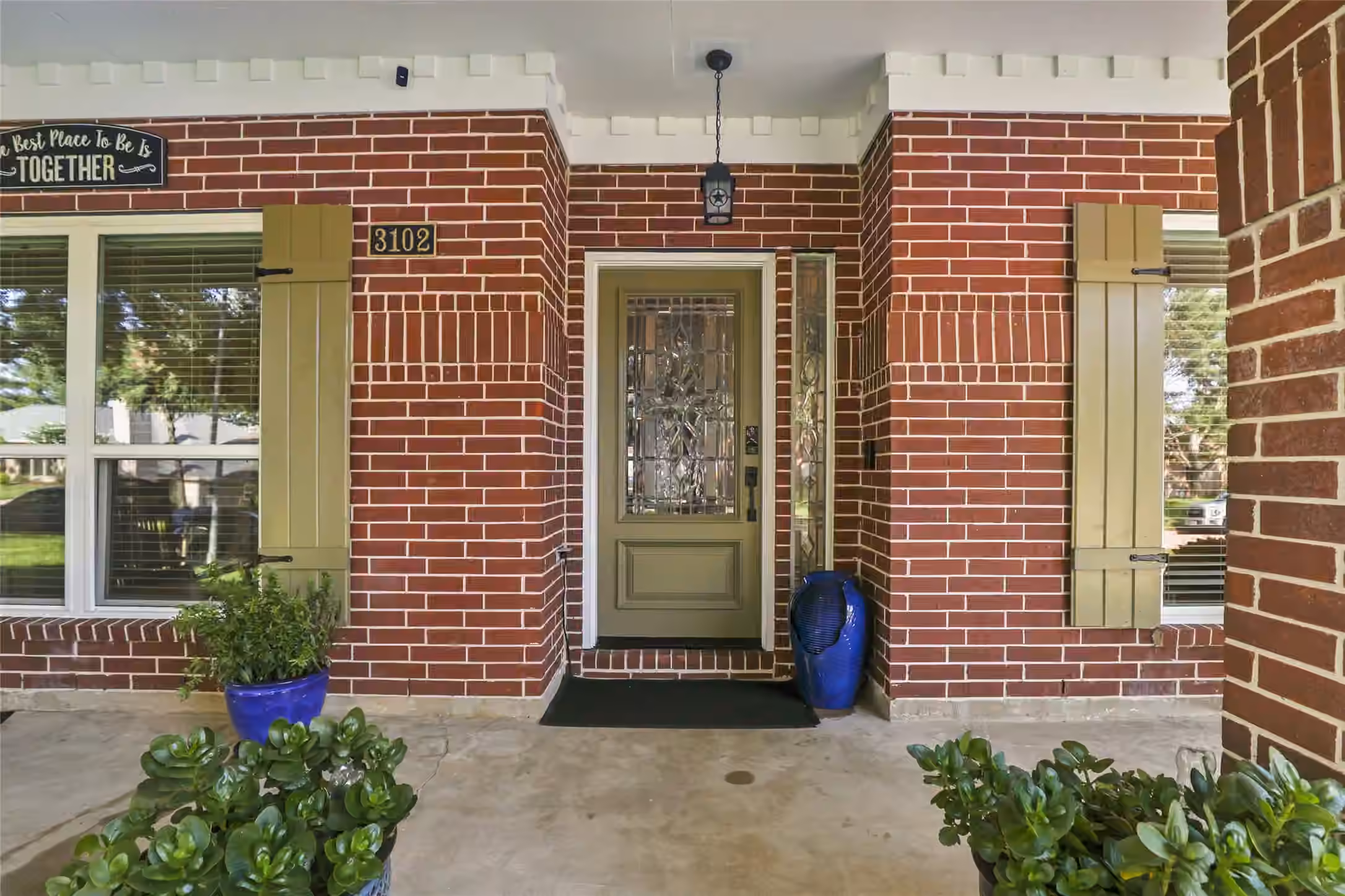 Photo 4 of 3102 E Elm Circle, Katy, TX