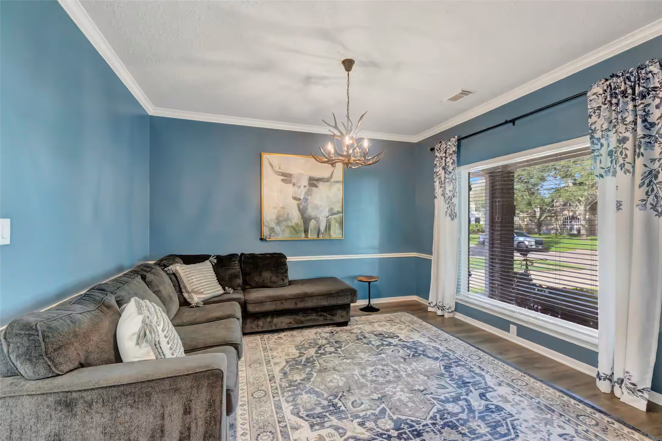 Photo 7 of 3102 E Elm Circle, Katy, TX
