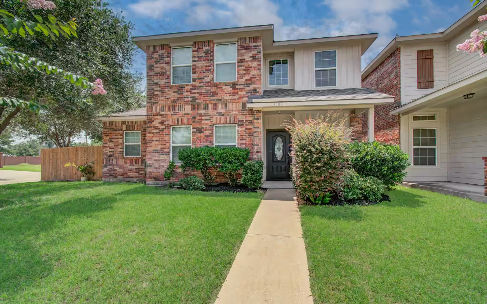 Photo 2 of 8103 Malago Point Drive, Cypress, TX