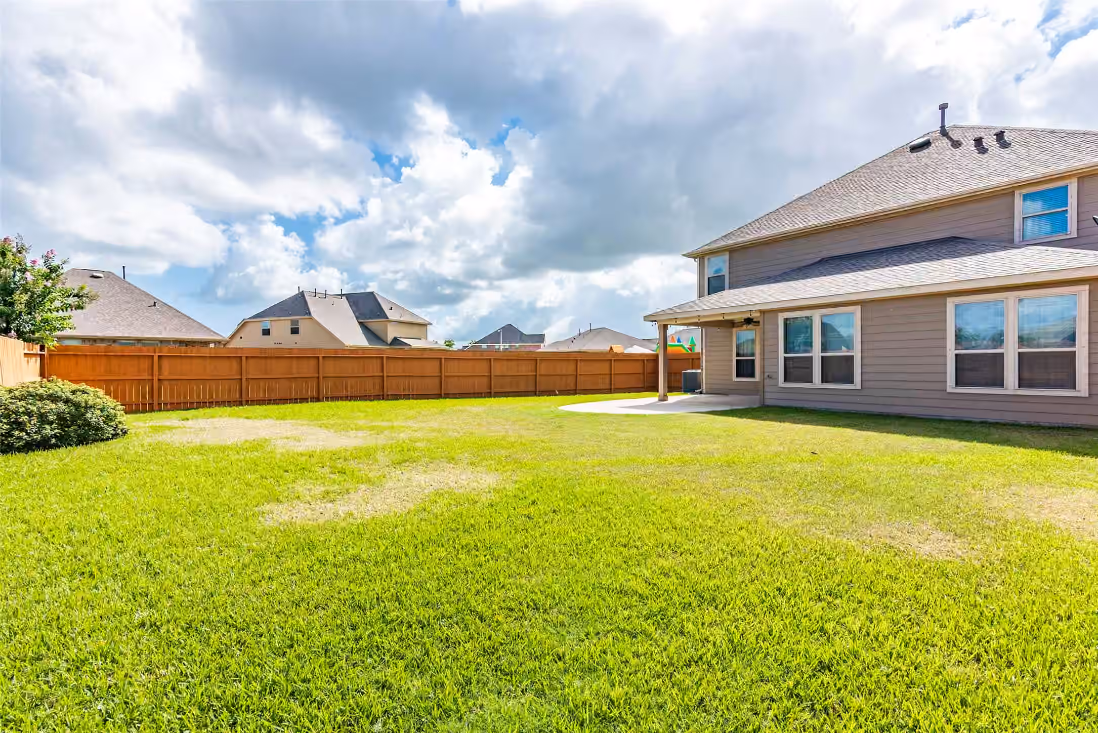 Photo 3 of 2833 Mezzomonte Lane, League City, TX