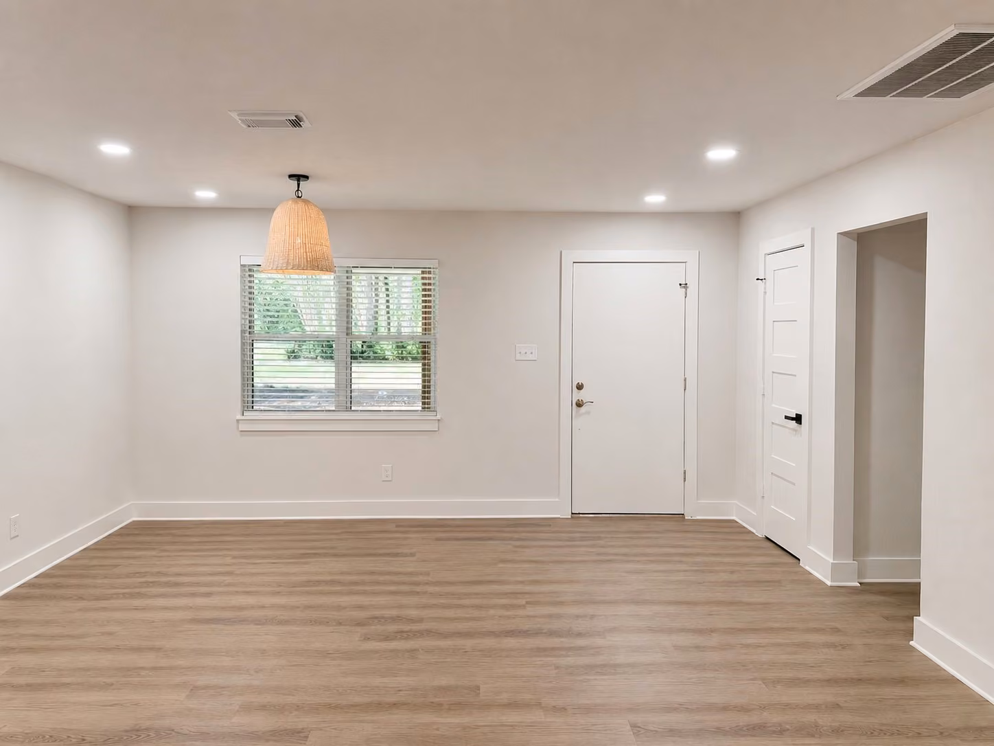 Photo 7 of 1527 Sungail Drive, Spring, TX