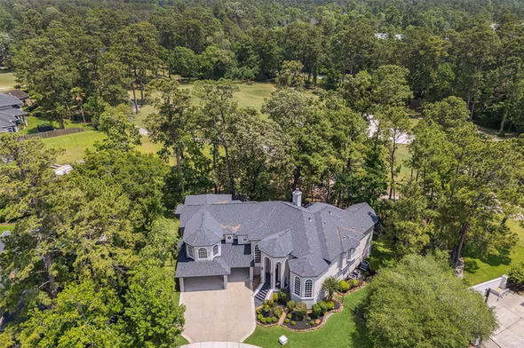 Photo 5 of 11 Twin Greens Court, Houston, TX