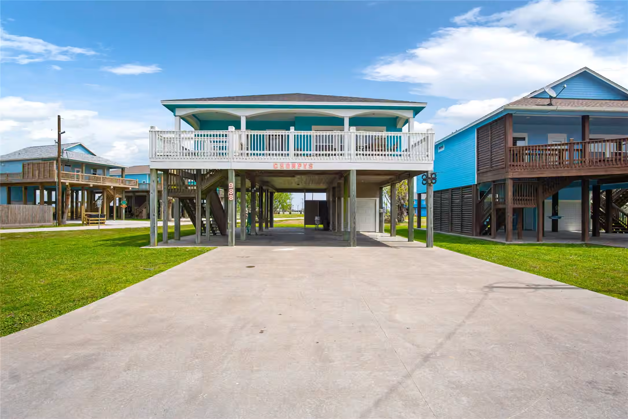 Photo of 988 Gulf Road, Crystal Beach, TX 77650