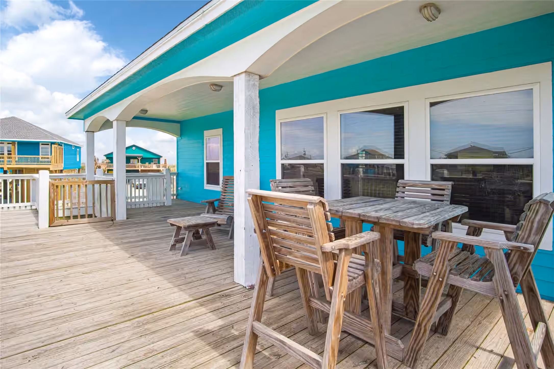 Photo 4 of 988 Gulf Road, Crystal Beach, TX