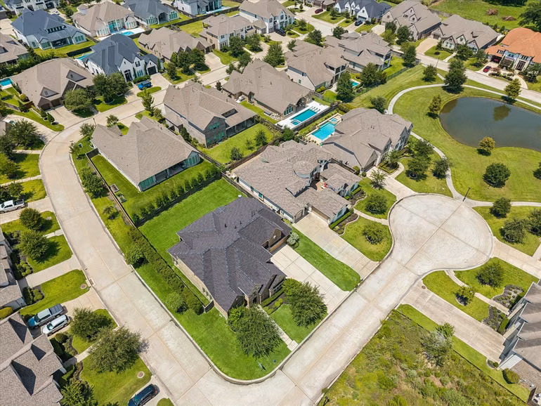 Photo 3 of 12810 Shire Mills Court, Cypress, TX