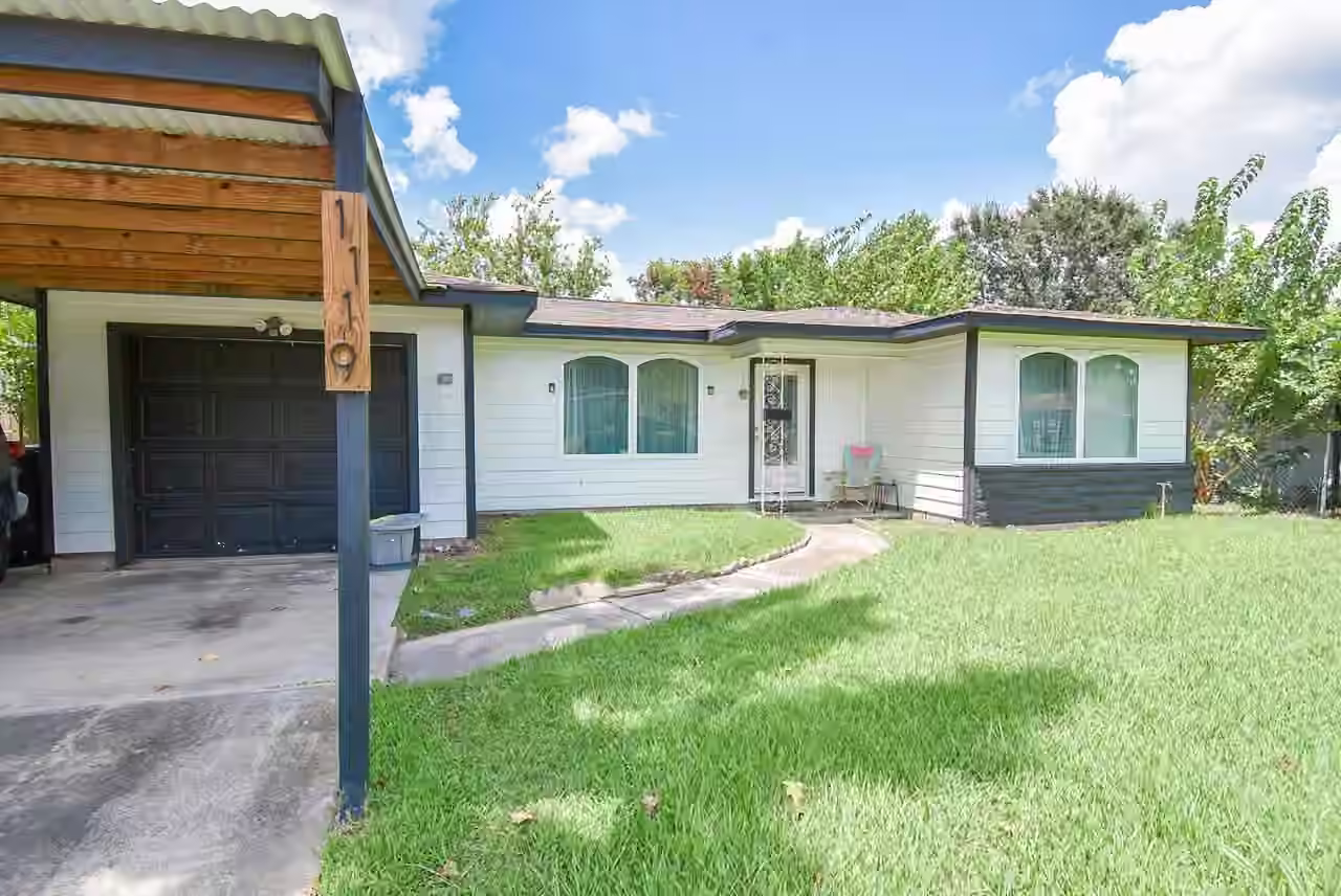 Photo of 1119 Regal Street, Houston, TX
