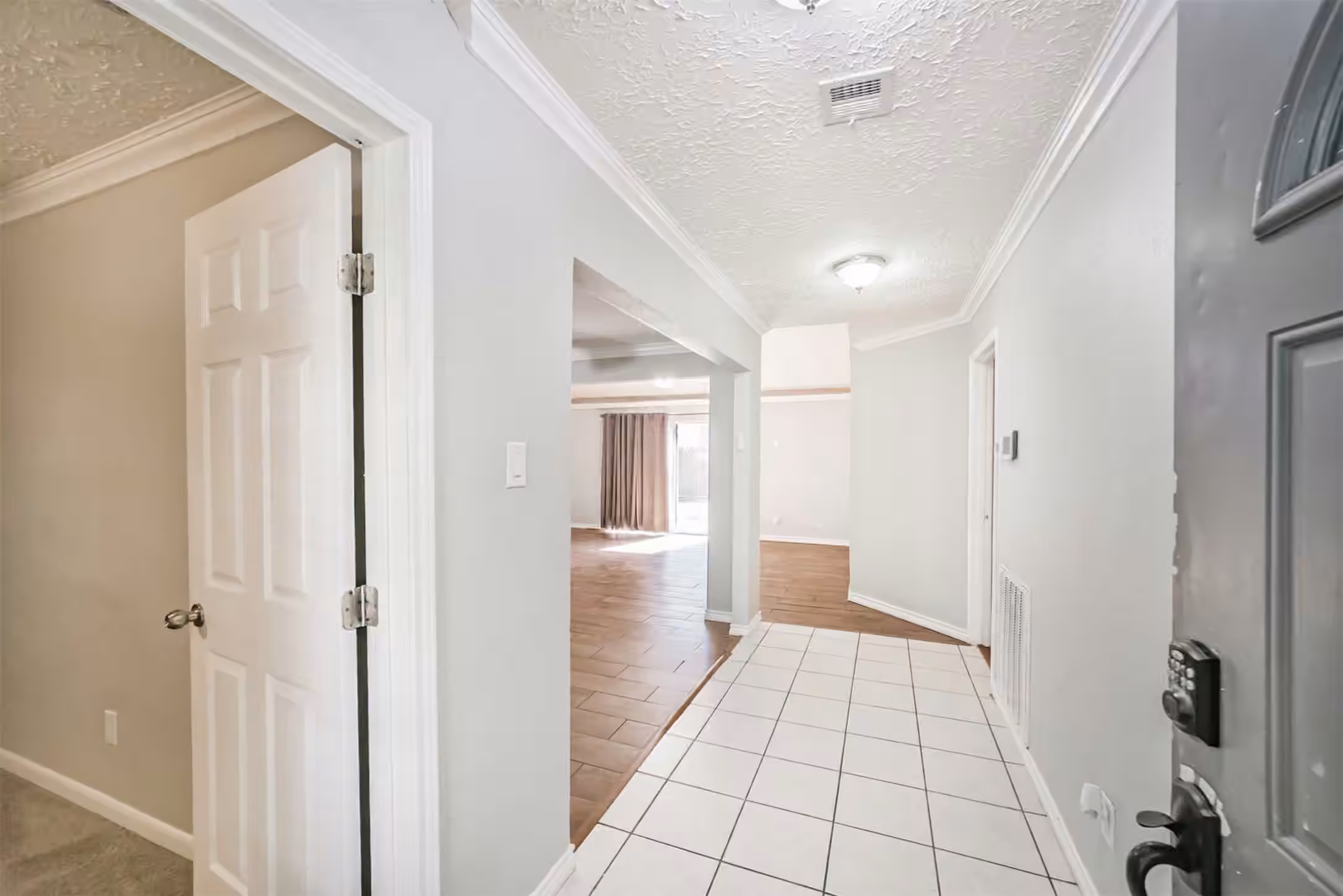 Photo 5 of 22203 Fincastle Drive, Katy, TX
