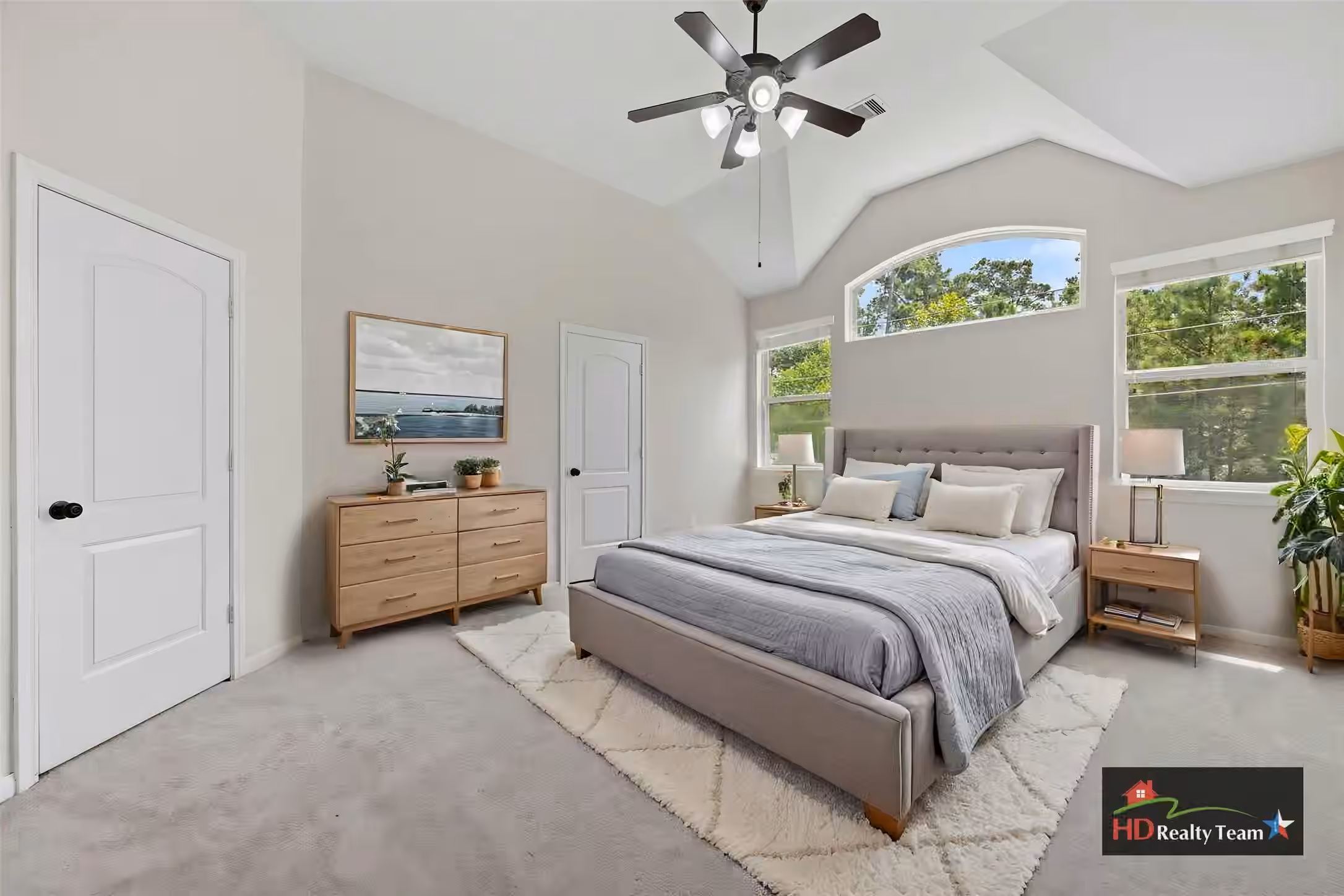 Photo 5 of 78 Cheswood Manor Drive, The Woodlands, TX