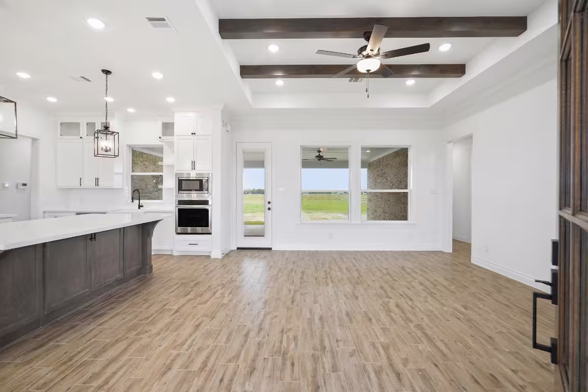 Photo 5 of 13019 Willow Drive, Needville, TX