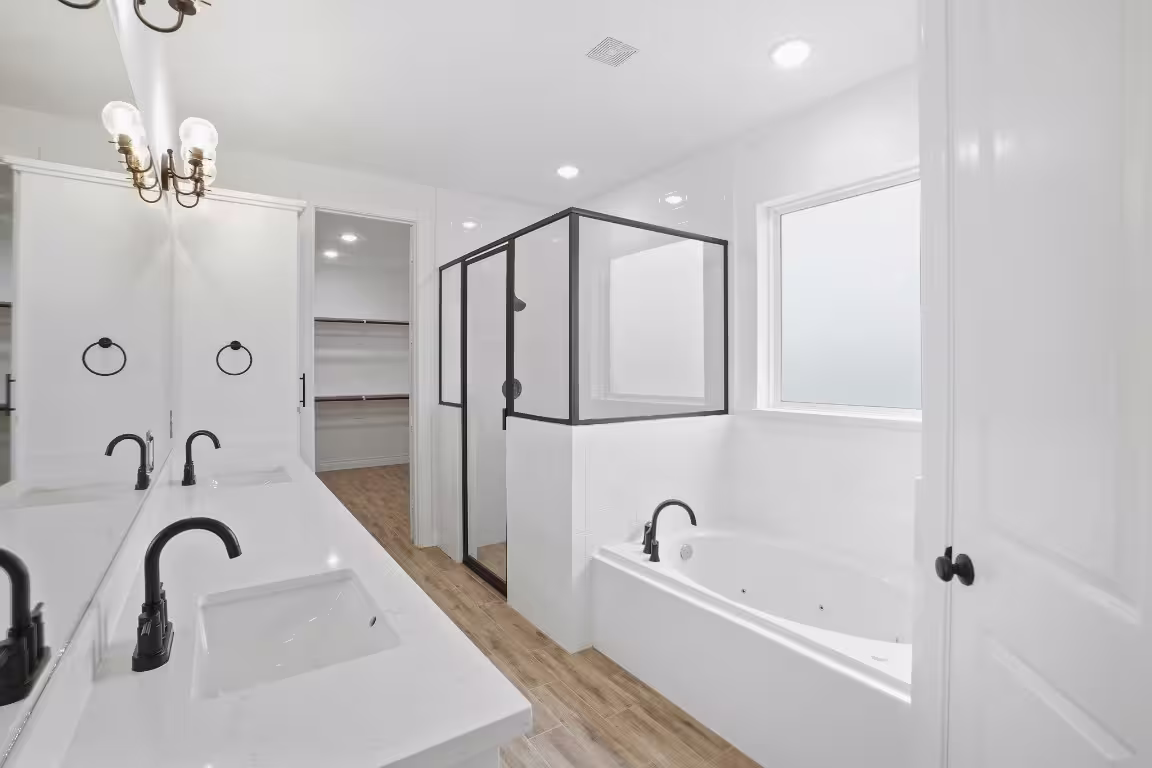 Photo 7 of 13019 Willow Drive, Needville, TX