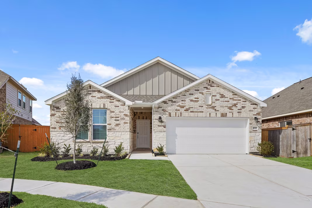 Photo of 2401 Village Azalea Drive, Texas City, TX