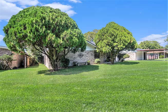 Photo 3 of 1507 Donovan, Baytown, TX