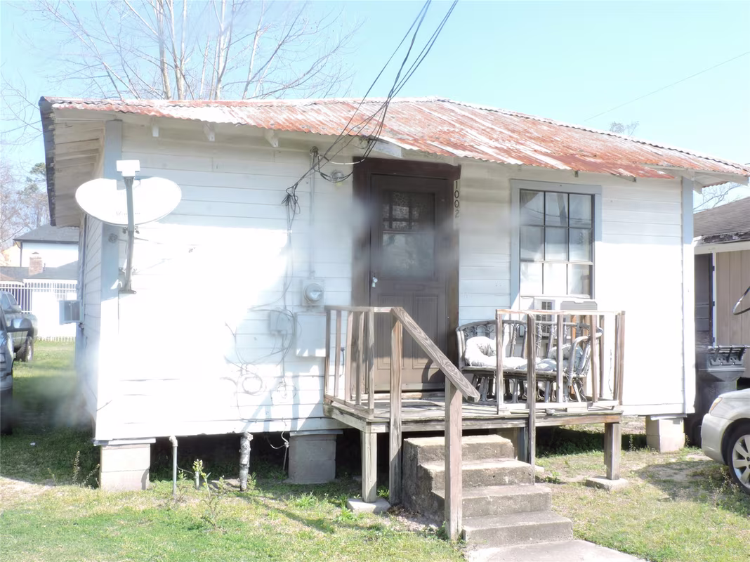 Photo 3 of 1002 Wilburforce Street, Houston, TX